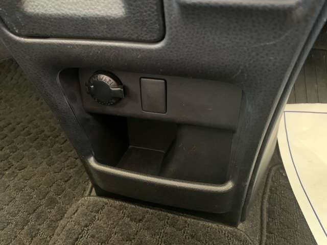 トヨタ ノア １．８ ハイブリッド Ｇ H27年 (東北) 99