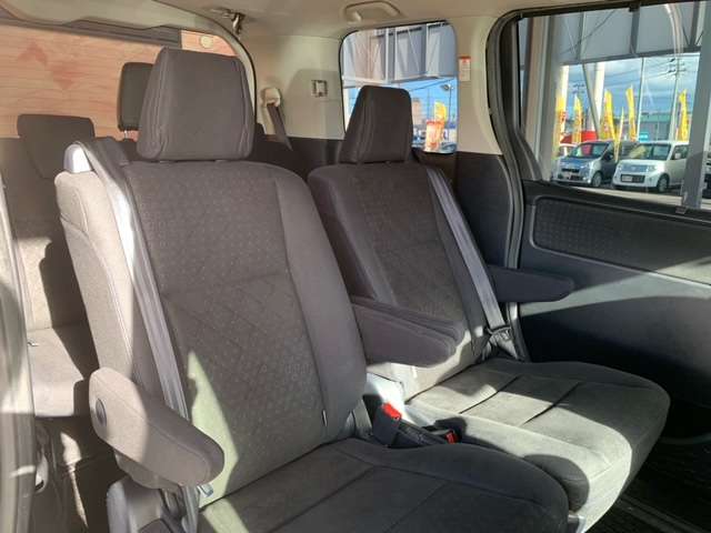 トヨタ ノア １．８ ハイブリッド Ｇ H27年 (東北) 99