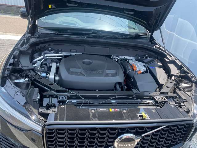 ボルボ ＸＣ６０ リチャージ アルティメット Ｔ６ ＡＷＤ プラグイン ハイブリッド ４ＷＤ R6年 (東北) 99