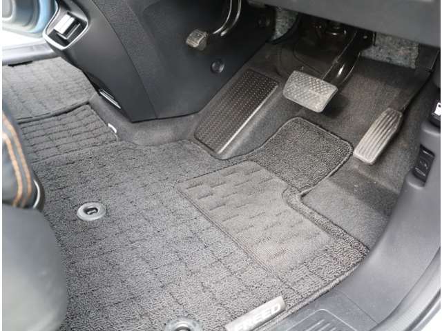 ホンダ フリード １．５ クロスター ホンダセンシング R2年 (関東) 99