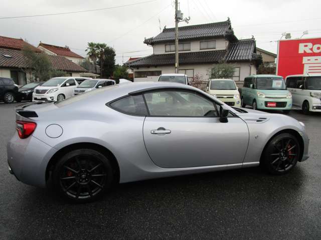 トヨタ ８６ ２．０ ＧＴ リミテッド ブラックパッケージ R2年 (中国) 99