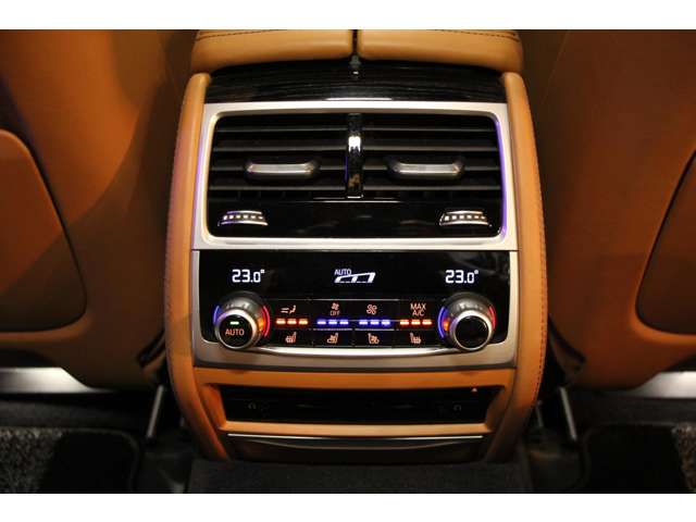 ＢＭＷ ７シリーズ ７４０ｉ　Ｍスポーツ R1年 (関東) 99