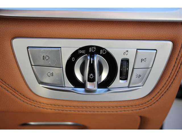 ＢＭＷ ７シリーズ ７４０ｉ　Ｍスポーツ R1年 (関東) 99