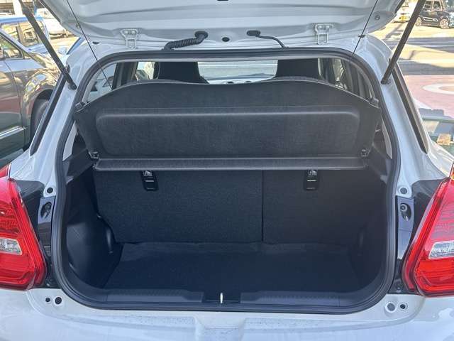 スズキ スイフト スポーツ １．４ R5年 (東海) 99