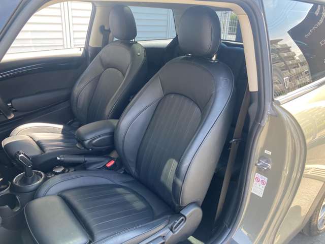 ミニ ミニ クーパーＳ ３ドア ＤＣＴ H30年 (近畿) 99