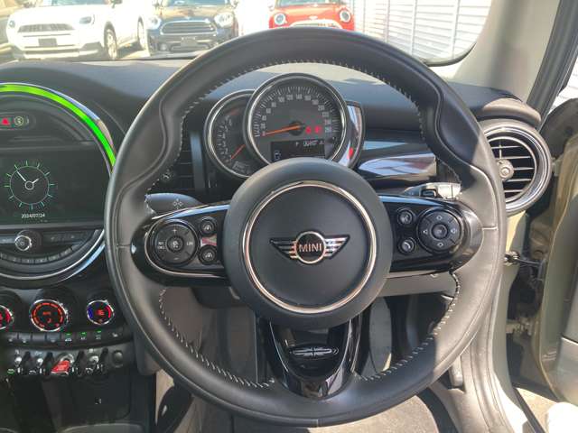 ミニ ミニ クーパーＳ ３ドア ＤＣＴ H30年 (近畿) 99