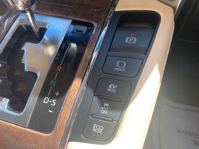 トヨタ アルファード　ハイブリッド ハイブリッド ２．５ エグゼクティブ ラウンジ Ｅ－ＦＯＵＲ ４ＷＤ H27年 (東北) 99