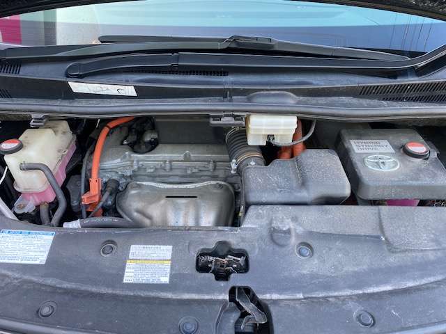 トヨタ アルファード　ハイブリッド ハイブリッド ２．５ エグゼクティブ ラウンジ Ｅ－ＦＯＵＲ ４ＷＤ H27年 (東北) 99