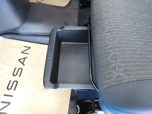 日産 デイズ ６６０ ハイウェイスターＸ R6年 (九州・沖縄) 99