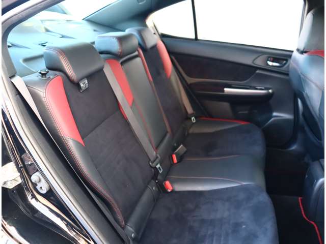 スバル ＷＲＸ　ＳＴＩ ＳＴＩ ２．０ ４ＷＤ H27年 (関東) 99