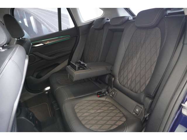 ＢＭＷ Ｘ１ Ｘドライブ １８Ｄ Ｘライン ４ＷＤ R2年 (近畿) 99