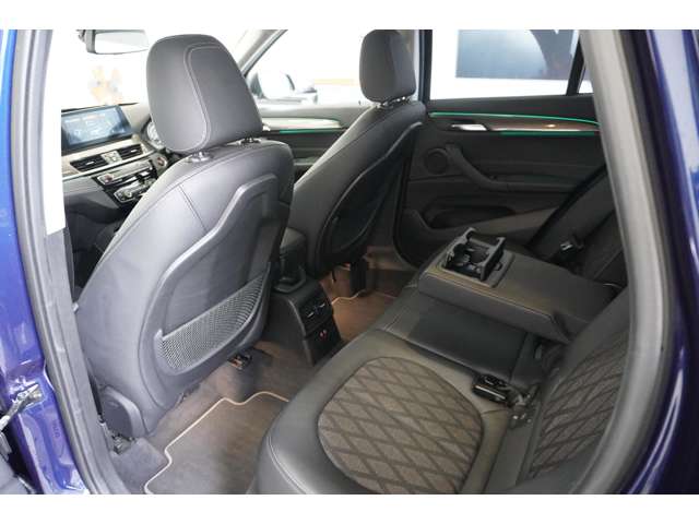 ＢＭＷ Ｘ１ Ｘドライブ １８Ｄ Ｘライン ４ＷＤ R2年 (近畿) 99