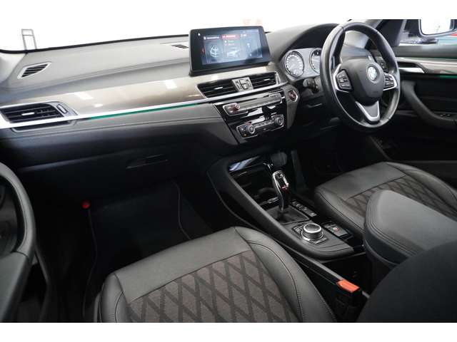 ＢＭＷ Ｘ１ Ｘドライブ １８Ｄ Ｘライン ４ＷＤ R2年 (近畿) 99