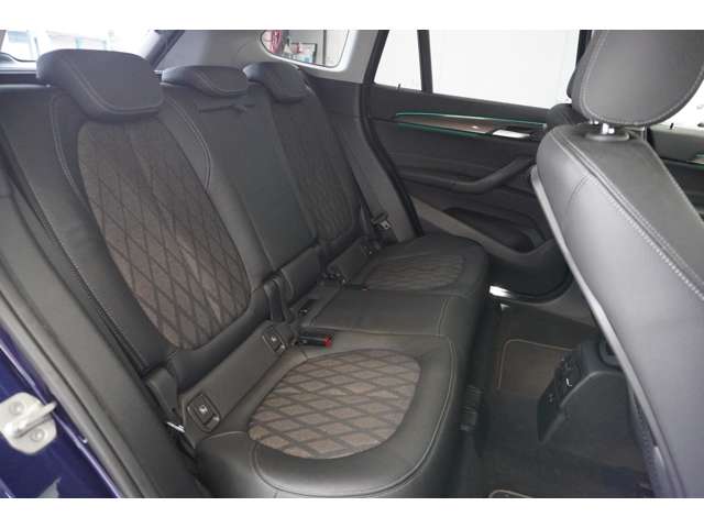 ＢＭＷ Ｘ１ Ｘドライブ １８Ｄ Ｘライン ４ＷＤ R2年 (近畿) 99