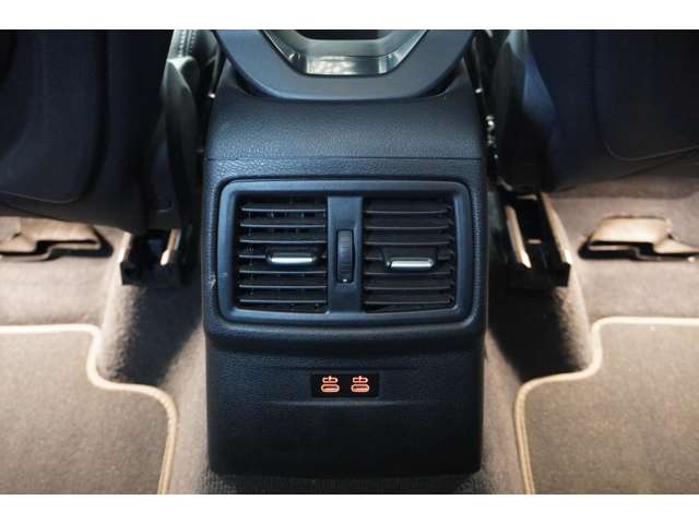 ＢＭＷ Ｘ１ Ｘドライブ １８Ｄ Ｘライン ４ＷＤ R2年 (近畿) 99