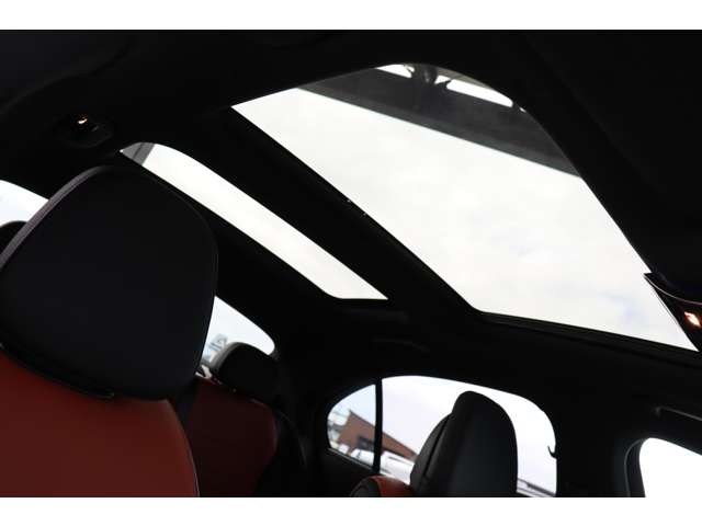 メルセデスベンツ Ｃクラス Ｃ２００ ４マチック アバンギャルド ＡＭＧライン （ＩＳＧ搭載モデル） ４ＷＤ R4年 (近畿) 99