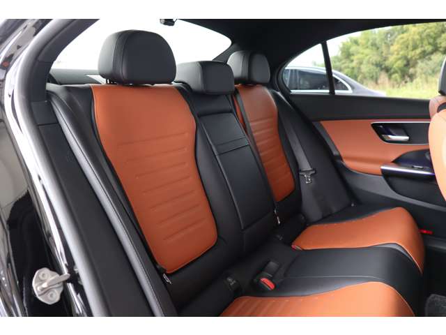 メルセデスベンツ Ｃクラス Ｃ２００ ４マチック アバンギャルド ＡＭＧライン （ＩＳＧ搭載モデル） ４ＷＤ R4年 (近畿) 99