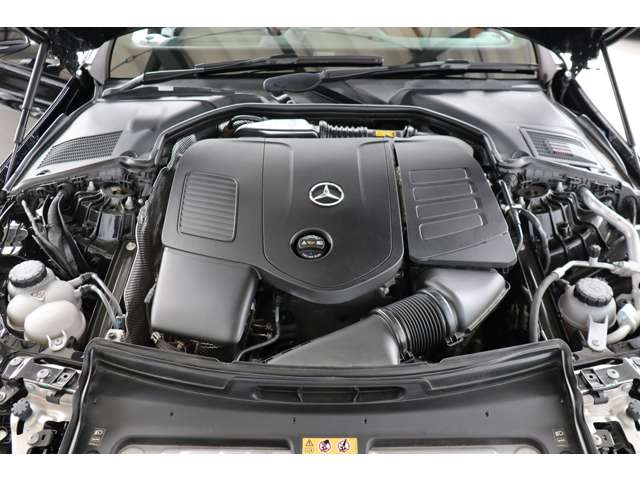 メルセデスベンツ Ｃクラス Ｃ２００ ４マチック アバンギャルド ＡＭＧライン （ＩＳＧ搭載モデル） ４ＷＤ R4年 (近畿) 99