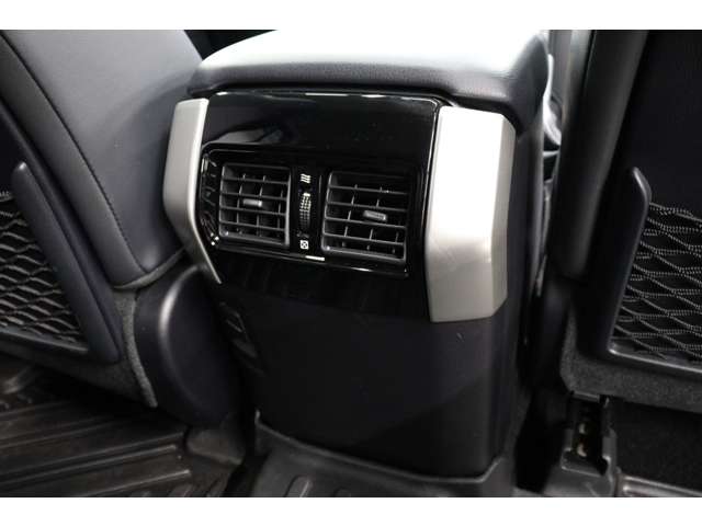 トヨタ ランドクルーザープラド ２．８ ＴＸ Ｌパッケージ マットブラック エディション ディーゼルターボ ４ＷＤ R5年 (東海) 99