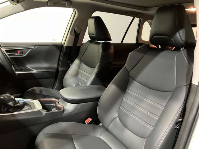 トヨタ ＲＡＶ４ ２．５ ハイブリッド Ｇ Ｅ－ＦＯＵＲ ４ＷＤ R3年 (北海道) 99