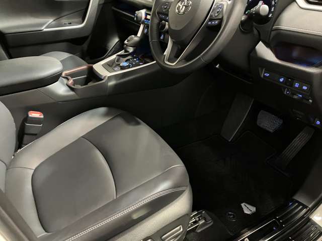 トヨタ ＲＡＶ４ ２．５ ハイブリッド Ｇ Ｅ－ＦＯＵＲ ４ＷＤ R3年 (北海道) 99