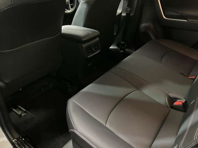 トヨタ ＲＡＶ４ ２．５ ハイブリッド Ｇ Ｅ－ＦＯＵＲ ４ＷＤ R3年 (北海道) 99