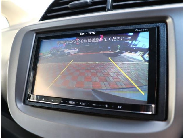 ホンダ フィット １．３ Ｇ １０ＴＨアニバーサリー H24年 (関東) 99