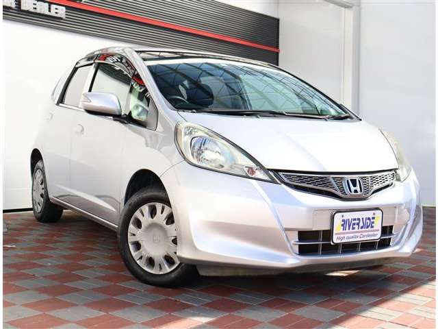 ホンダ フィット １．３ Ｇ １０ＴＨアニバーサリー H24年 (関東) 99