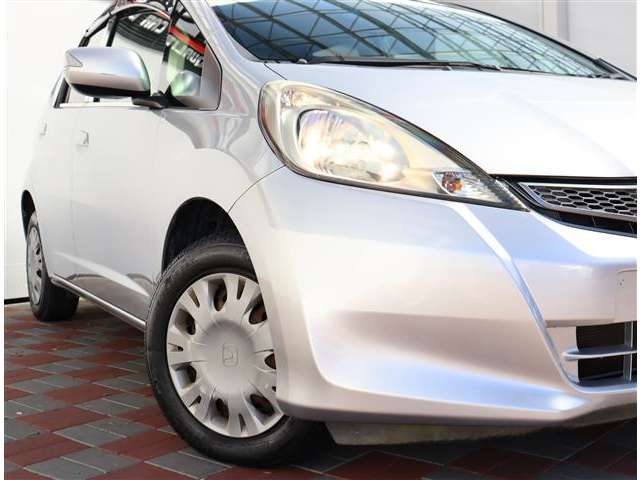 ホンダ フィット １．３ Ｇ １０ＴＨアニバーサリー H24年 (関東) 99