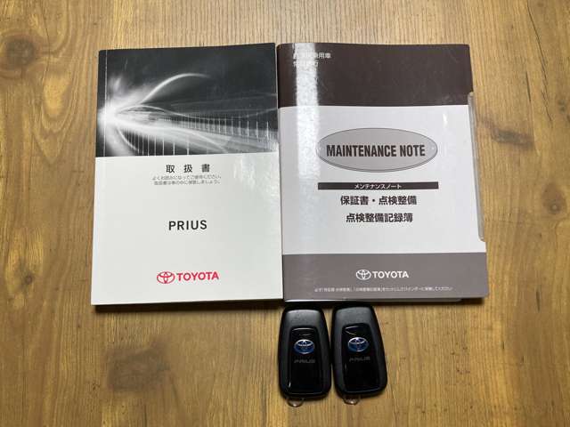 トヨタ プリウス １．８ Ｓ Ｅ－ＦＯＵＲ ４ＷＤ H29年 (北海道) 99