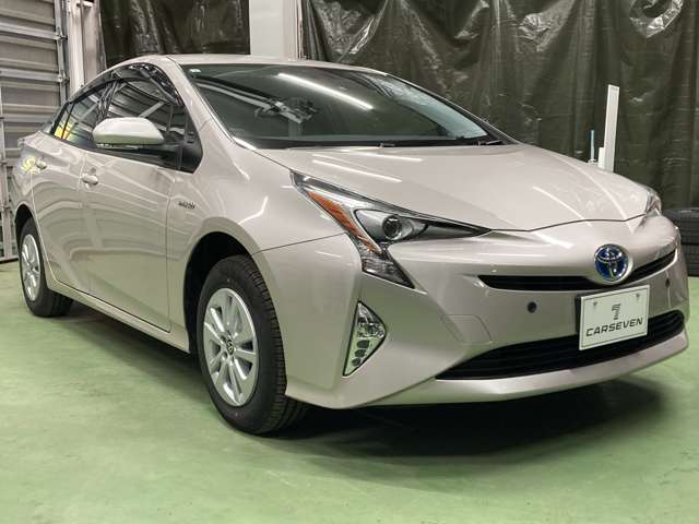 トヨタ プリウス １．８ Ｓ Ｅ－ＦＯＵＲ ４ＷＤ H29年 (北海道) 99