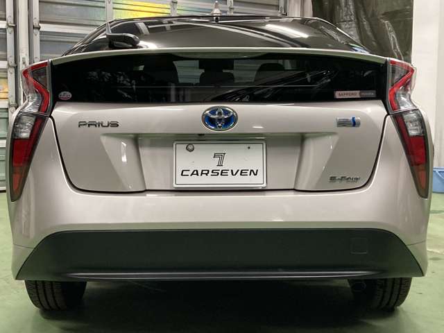 トヨタ プリウス １．８ Ｓ Ｅ－ＦＯＵＲ ４ＷＤ H29年 (北海道) 99