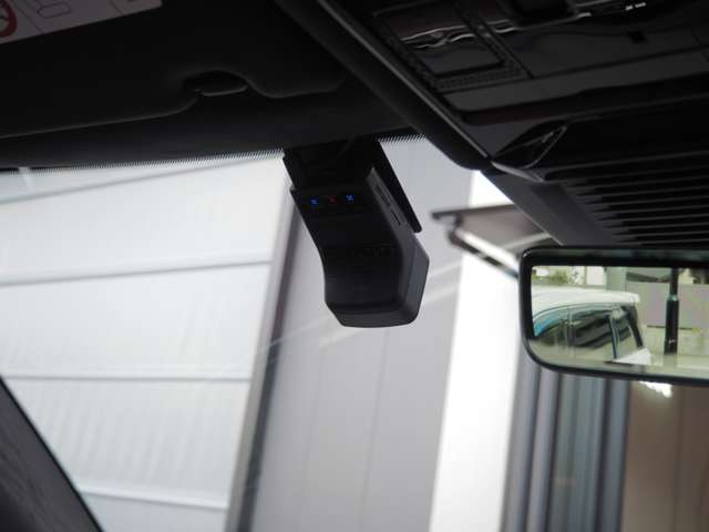 ランドローバー レンジローバー スポーツ オートバイオグラフィ ３．０Ｌ Ｄ３００ ディーゼルターボ ４ＷＤ R6年 (近畿) 99