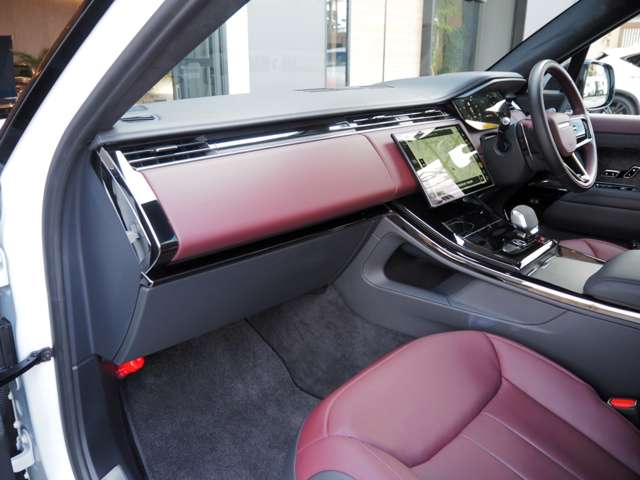 ランドローバー レンジローバー スポーツ オートバイオグラフィ ３．０Ｌ Ｄ３００ ディーゼルターボ ４ＷＤ R6年 (近畿) 99