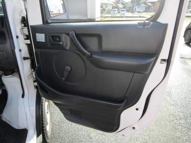 スズキ キャリイトラック ６６０ ＫＣエアコン・パワステ ３方開 ４ＷＤ H24年 (中国) 99