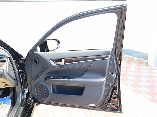 レクサス ＧＳハイブリッド ４５０Ｈ バージョンＬ H24年 (関東) 99