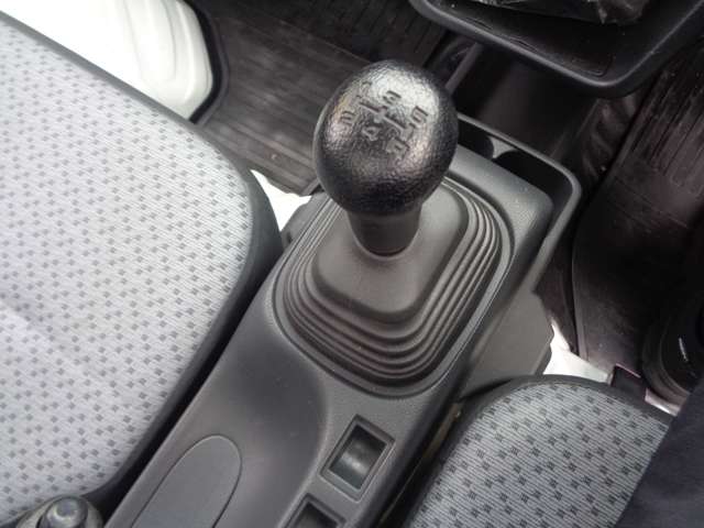 スズキ キャリイトラック ６６０ ＫＣエアコン・パワステ ３方開 H29年 (中国) 99