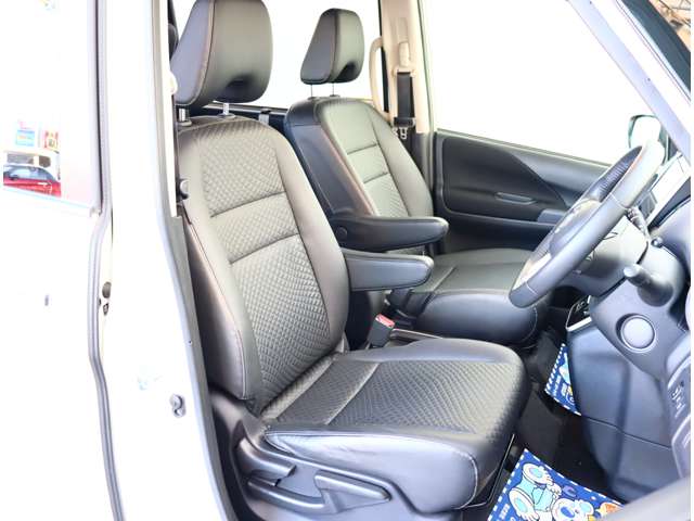 日産 セレナ １．２ Ｅ－ＰＯＷＥＲ ハイウェイスター Ｖ R1年 (関東) 99