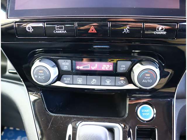 日産 セレナ １．２ Ｅ－ＰＯＷＥＲ ハイウェイスター Ｖ R1年 (関東) 99