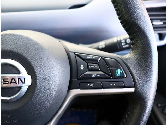 日産 セレナ １．２ Ｅ－ＰＯＷＥＲ ハイウェイスター Ｖ R1年 (関東) 99