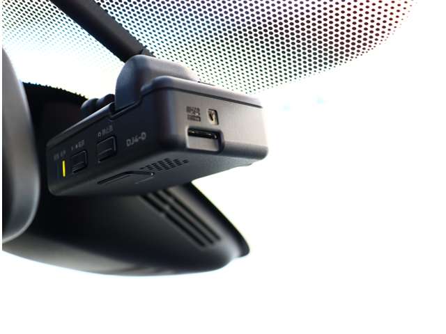 日産 セレナ １．２ Ｅ－ＰＯＷＥＲ ハイウェイスター Ｖ R1年 (関東) 99