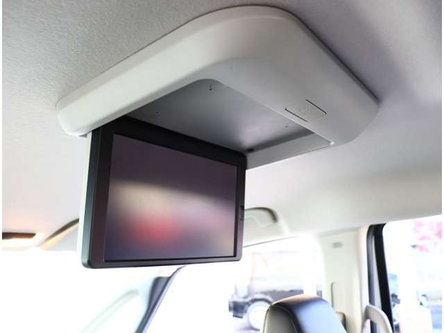 日産 セレナ １．２ Ｅ－ＰＯＷＥＲ ハイウェイスター Ｖ R1年 (関東) 99