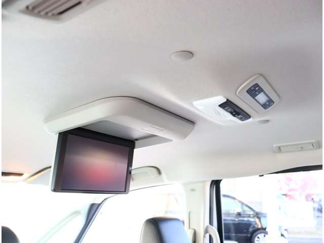 日産 セレナ １．２ Ｅ－ＰＯＷＥＲ ハイウェイスター Ｖ R1年 (関東) 99