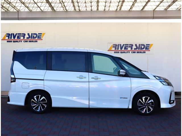 日産 セレナ １．２ Ｅ－ＰＯＷＥＲ ハイウェイスター Ｖ R1年 (関東) 99