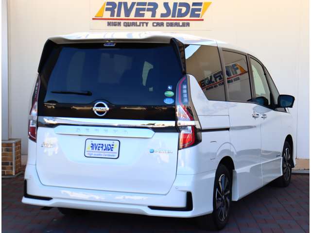 日産 セレナ １．２ Ｅ－ＰＯＷＥＲ ハイウェイスター Ｖ R1年 (関東) 99