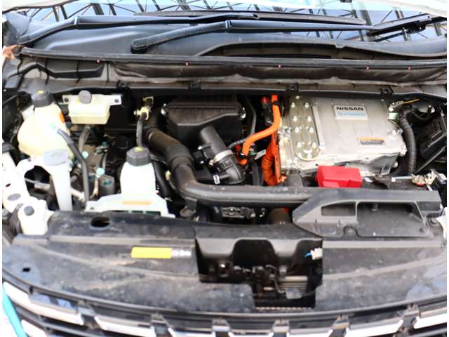 日産 セレナ １．２ Ｅ－ＰＯＷＥＲ ハイウェイスター Ｖ R1年 (関東) 99