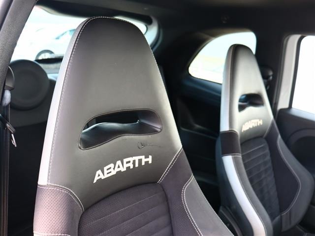 アバルト ５９５ コンペティツィオーネ H29年 (関東) 99