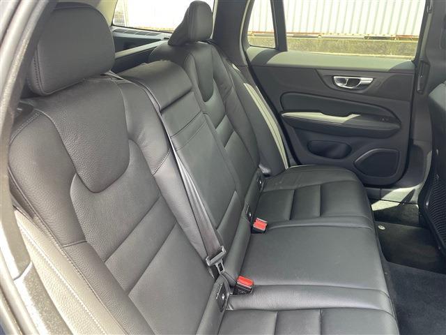 ボルボ Ｖ６０ Ｂ４　モメンタム R3年 (東北) 99