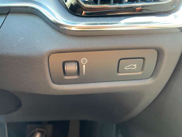 ボルボ Ｖ６０ Ｂ４　モメンタム R3年 (東北) 99