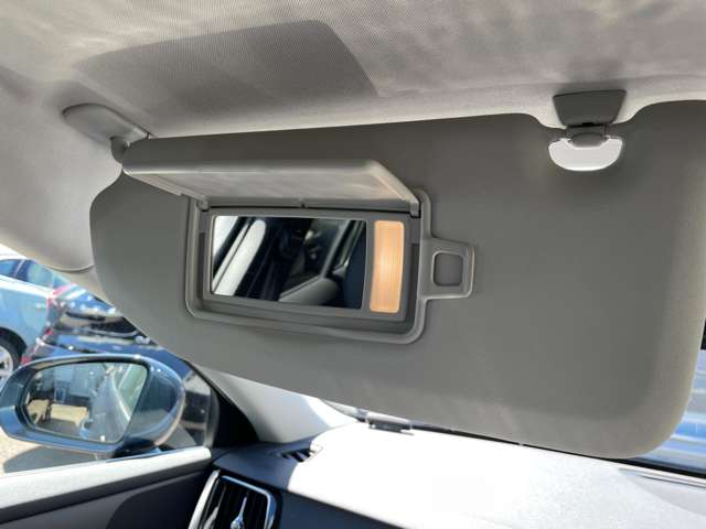 ボルボ Ｖ６０ Ｂ４　モメンタム R3年 (東北) 99